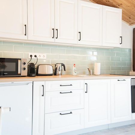 Natura Apartman Tiszafuered ภายนอก รูปภาพ