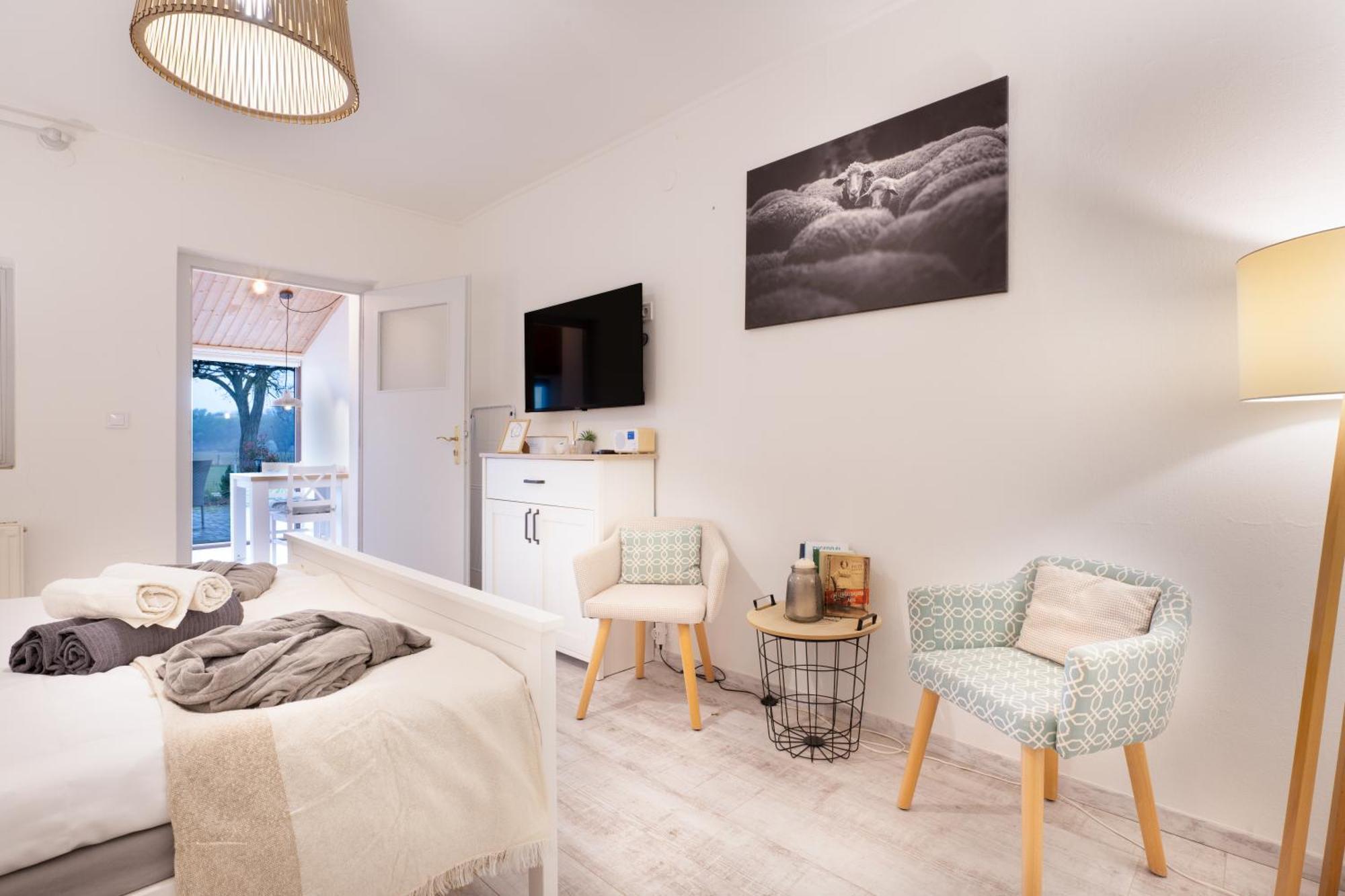 Natura Apartman Tiszafuered ภายนอก รูปภาพ