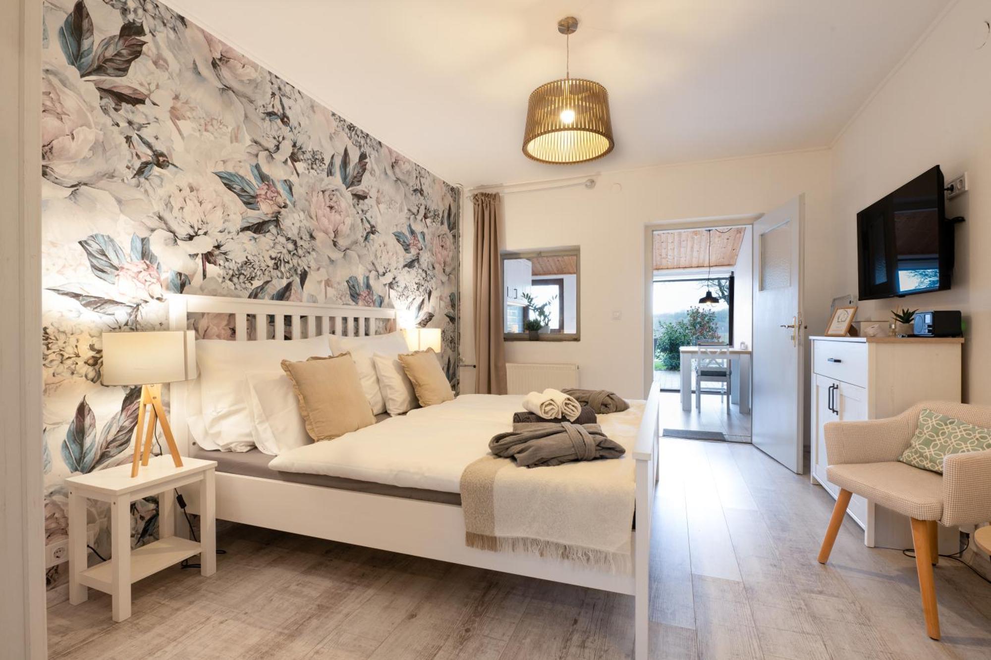 Natura Apartman Tiszafuered ห้อง รูปภาพ
